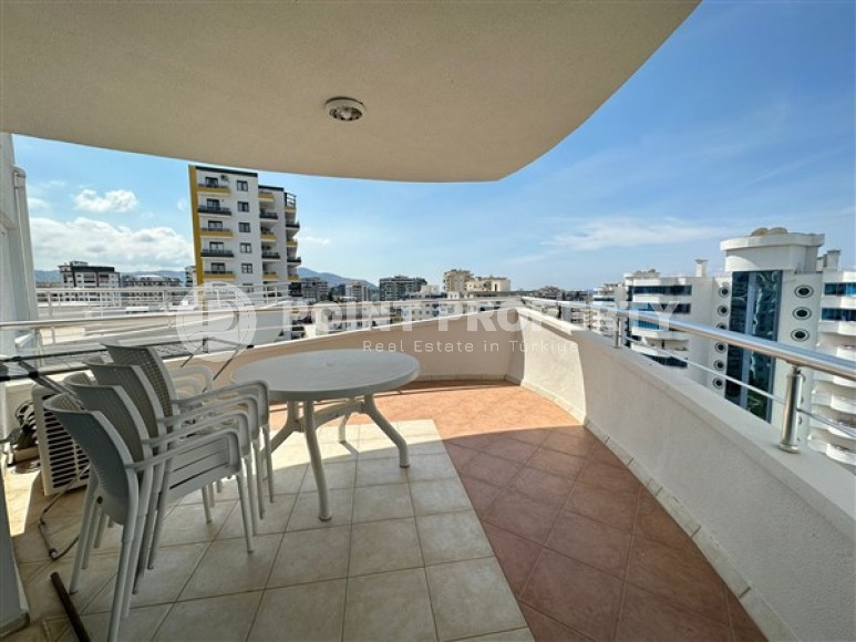 Apartment with a large outdoor terrace on the 10th floor, in the center of Mahmutlar-id-5340-photo-12