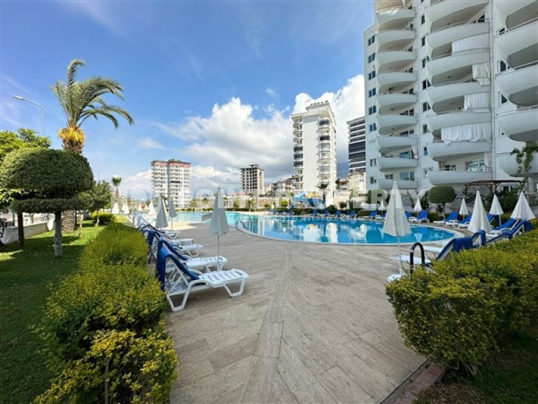 Apartment with a large outdoor terrace on the 10th floor, in the center of Mahmutlar-id-5340-photo-14