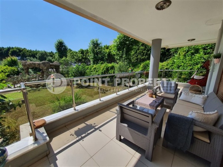 Spacious apartment with four bedrooms and a separate kitchen, suitable for obtaining citizenship, in the lower Oba area-id-5343-photo-9