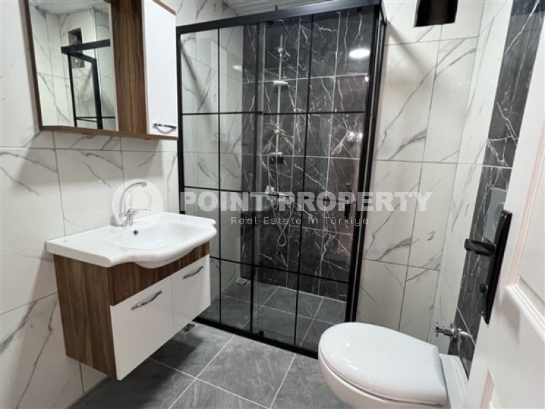 Светлые апартаменты с двумя спальными комнатами, возле Средиземного моря, в открытом для получения ВНЖ районе Тосмур-id-5347-фото-7