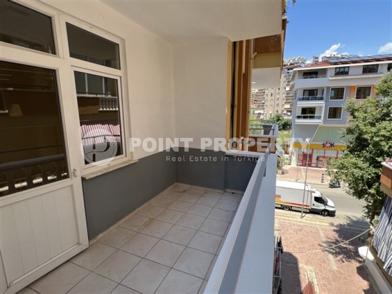 Светлые апартаменты с двумя спальными комнатами, возле Средиземного моря, в открытом для получения ВНЖ районе Тосмур-id-5347-фото-9