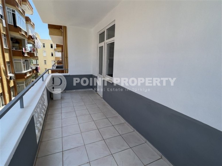 Светлые апартаменты с двумя спальными комнатами, возле Средиземного моря, в открытом для получения ВНЖ районе Тосмур-id-5347-фото-11