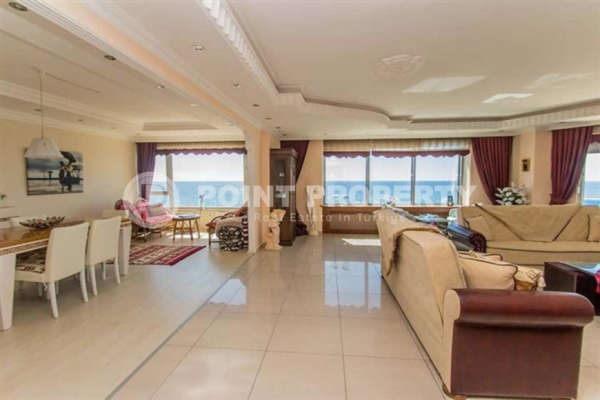 Furnished duplex penthouse 6+1, 550m² on the first coastline in Oba, Alanya.-id-1425-photo-5