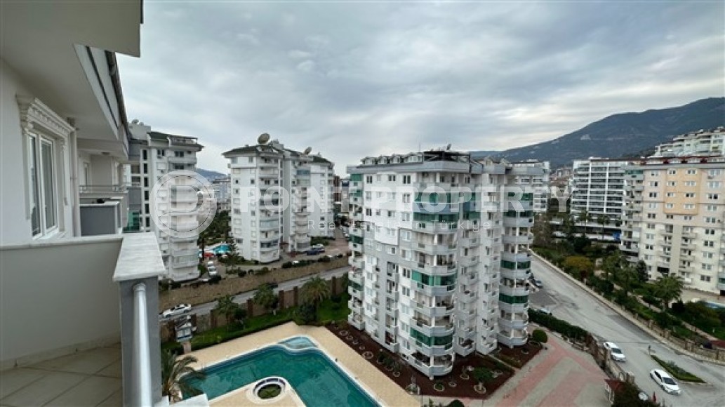 Panoramic duplex 3+2 on the 10th floor with attic in the center of a quiet, comfortable area of Alanya - Cikcilli-id-5350-photo-14