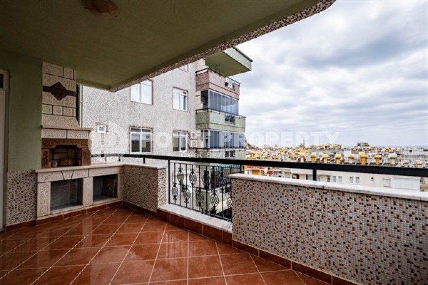 Spacious 3+1 apartment with panoramic views of the city and the Taurus Mountains 800 meters from the sea-id-5353-photo-11