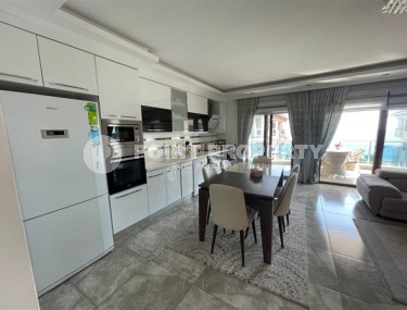 Роскошный панорамный дуплекс с видом на море и горы в центре престижного района Аланьи - Кестель-id-5354-фото-5