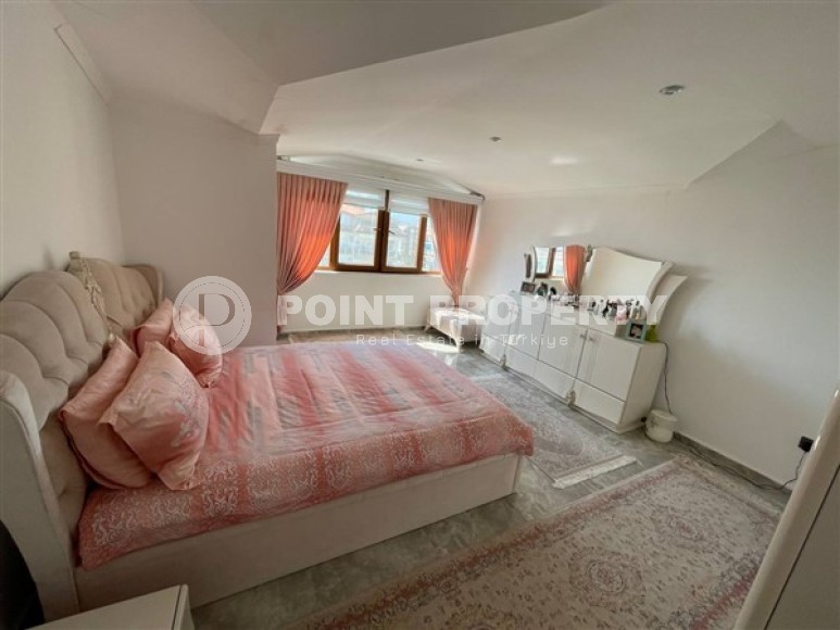 Роскошный панорамный дуплекс с видом на море и горы в центре престижного района Аланьи - Кестель-id-5354-фото-6