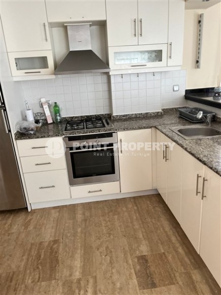 Beautiful, well-appointed villa with three bedrooms, in the center of Alanya, Tepe area-id-5356-photo-2