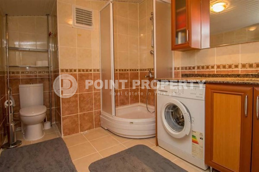 Furnished duplex penthouse 6+1, 550m² on the first coastline in Oba, Alanya.-id-1425-photo-24