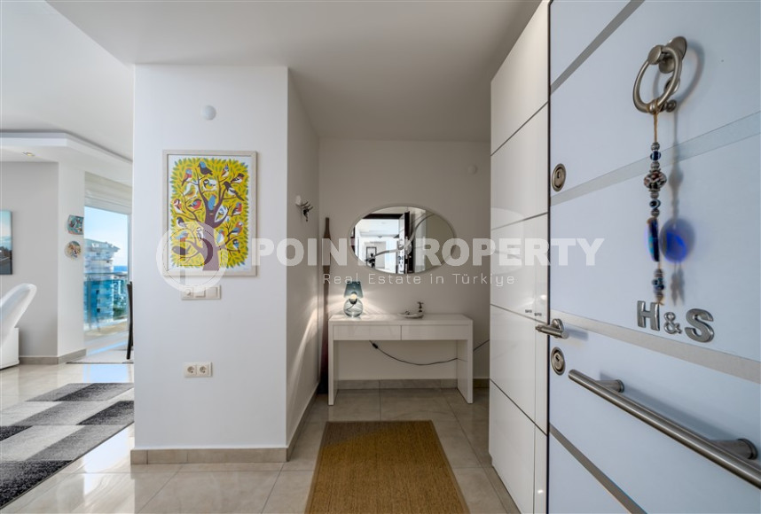 Трехкомнатный пентхаус 125м2 в комплексе с развитой инфраструктурой, центральный район Джикджилли, высокая кадастровая стоимость, вид на горы и море-id-1424-фото-4