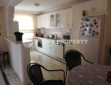 Duplex apartment with three bedrooms, near the sea, in the area of Alanya - Mahmutlar-id-5372-photo-2