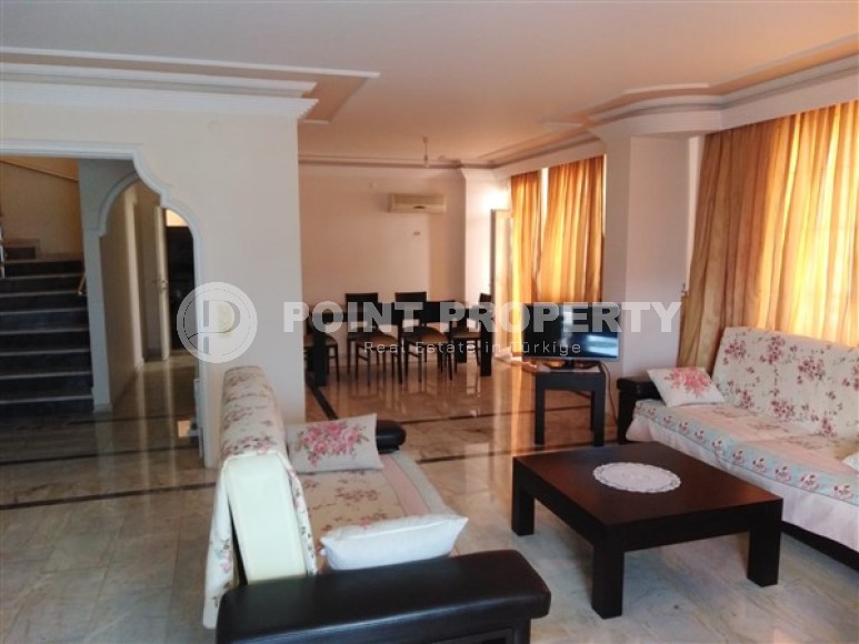 Duplex apartment with three bedrooms, near the sea, in the area of Alanya - Mahmutlar-id-5372-photo-3