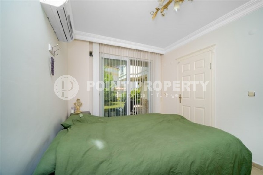 Двухуровневые апартаменты с двумя спальными комнатами и видом на Средиземное море, в районе Конаклы-id-5373-фото-7