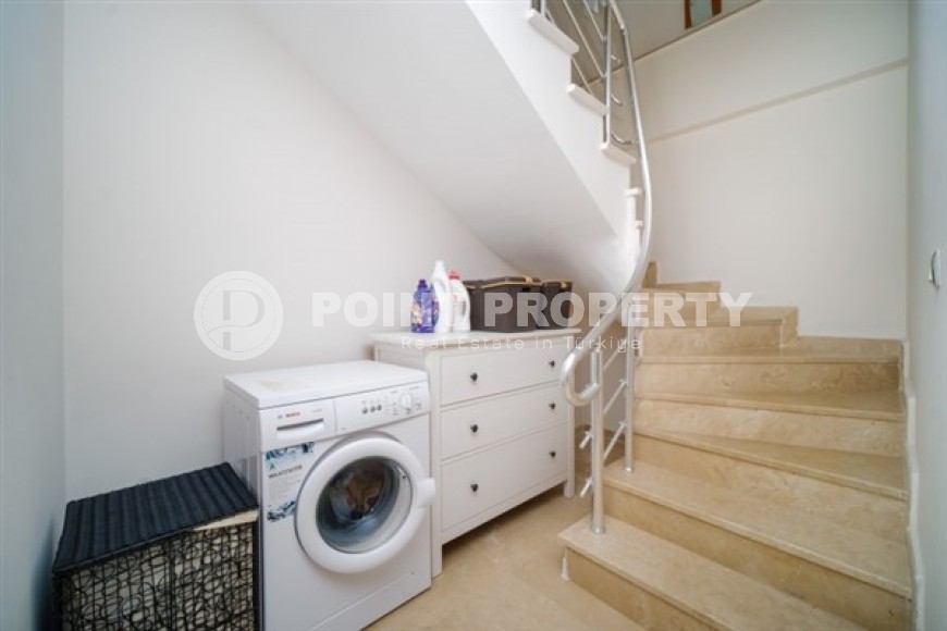 Двухуровневые апартаменты с двумя спальными комнатами и видом на Средиземное море, в районе Конаклы-id-5373-фото-11