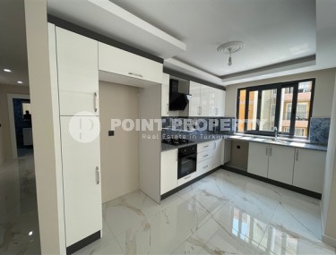 Светлые апартаменты с двумя спальными комнатами, рядом с пляжем Дамлаташ, в центре города Аланья-id-5379-фото-2