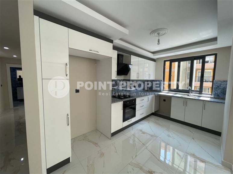 Светлые апартаменты с двумя спальными комнатами, рядом с пляжем Дамлаташ, в центре города Аланья-id-5379-фото-2