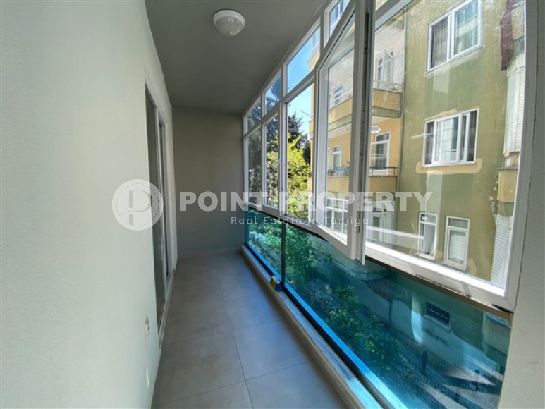 Светлая просторная квартира с отдельной кухней, на 2-м этаже в доме, введенном в эксплуатацию в 2021 году-id-5384-фото-12