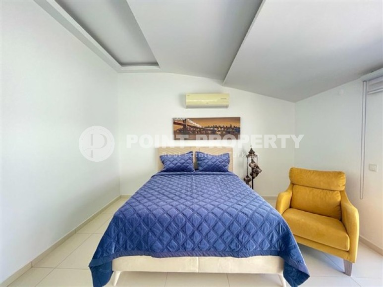 Атмосферный дуплекс 3+1 на 10-м этаже с мансардой с роскошным панорамным видом на море и горы-id-5386-фото-9