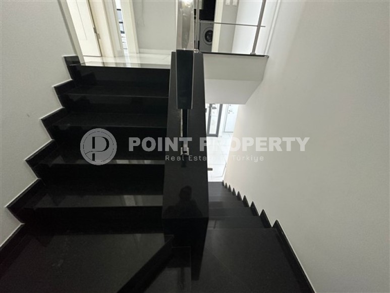 Просторная двухуровневая квартира с собственным садом в живописном, престижном районе Аланьи - Каргыджак-id-5387-фото-6