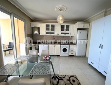 Panoramic apartment 2+1, total area 115 m2, on the 8th floor, in the center of Mahmutlar district-id-5401-photo-4