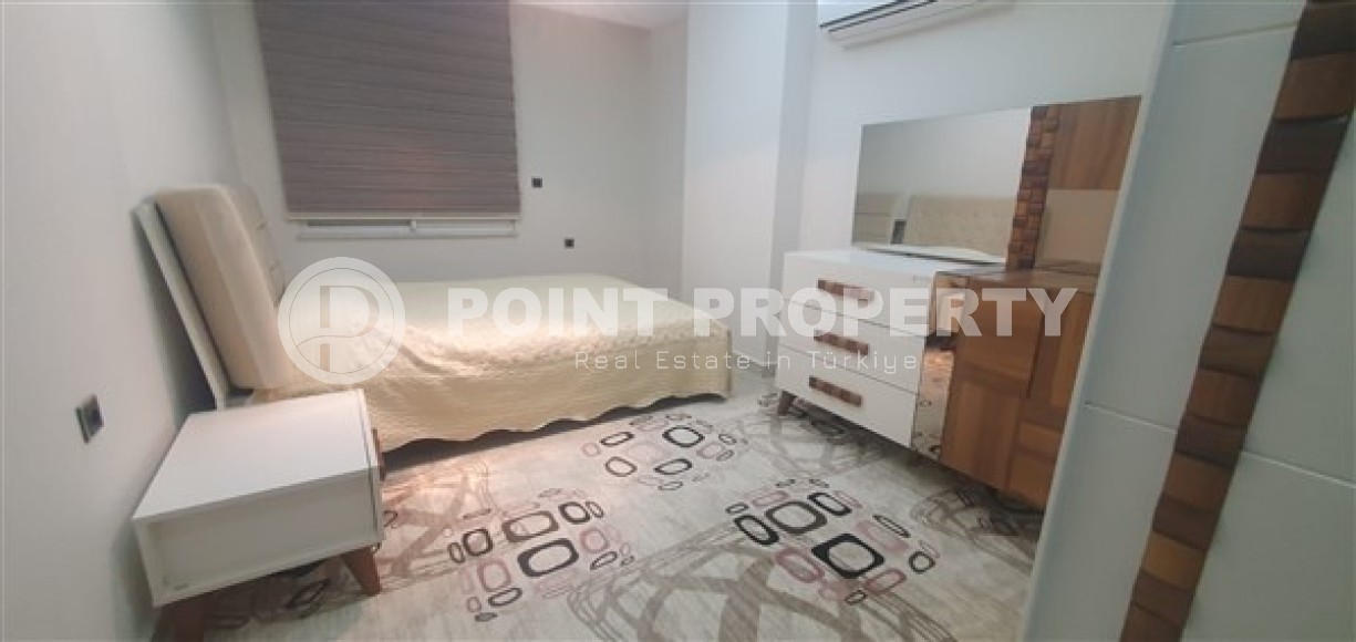 Светлые двухуровневые апартаменты с тремя спальными комнатами и видовой террасой на Торосские горы, в районе Махмутлар-id-5406-фото-5