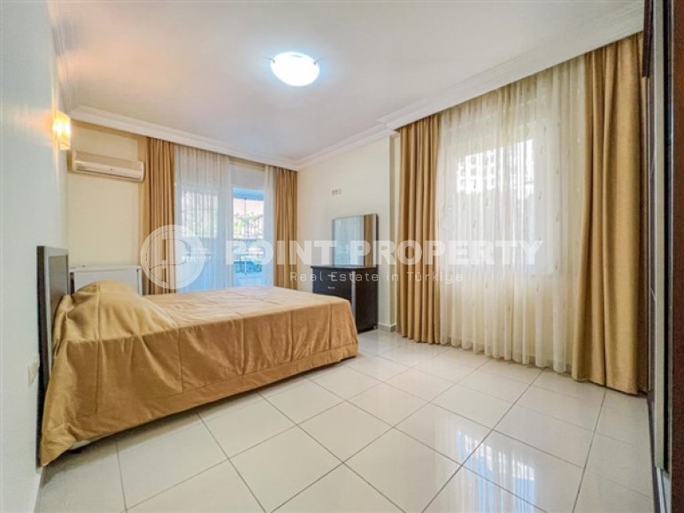 Большая светлая квартира 3+1, общей площадью 180 м2, на 1-м этаже в доме 2004 года постройки, в центре района Махмутлар-id-5408-фото-6