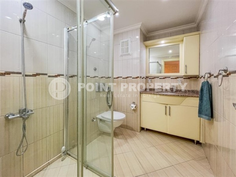 Большая светлая квартира 3+1, общей площадью 180 м2, на 1-м этаже в доме 2004 года постройки, в центре района Махмутлар-id-5408-фото-10