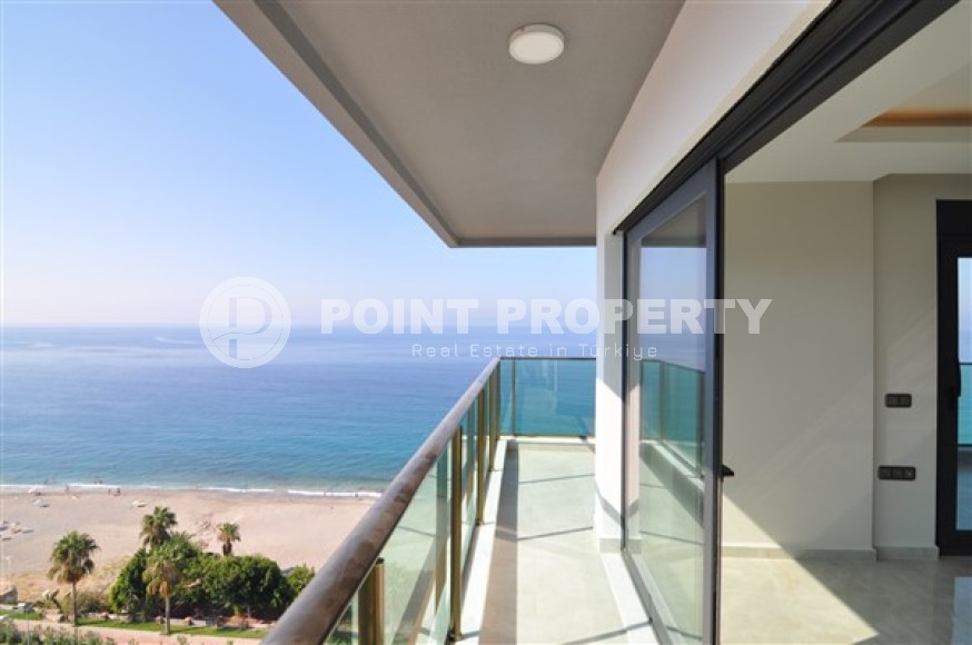 Duplex apartment with four bedrooms and two terraces overlooking the Mediterranean Sea, in the Mahmutlar area-id-5418-photo-18