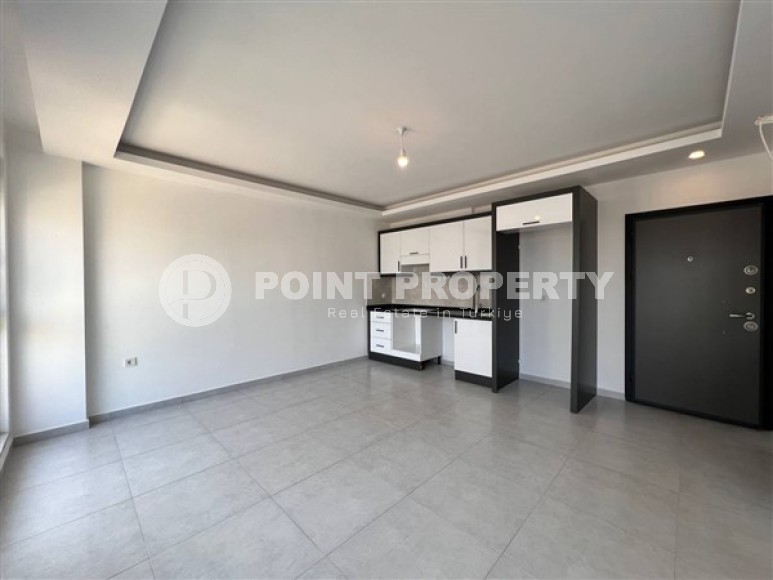 Небольшая квартира с чистовой отделкой в новом жилом комплексе с бассейном и фитнес клубом-id-5421-фото-3