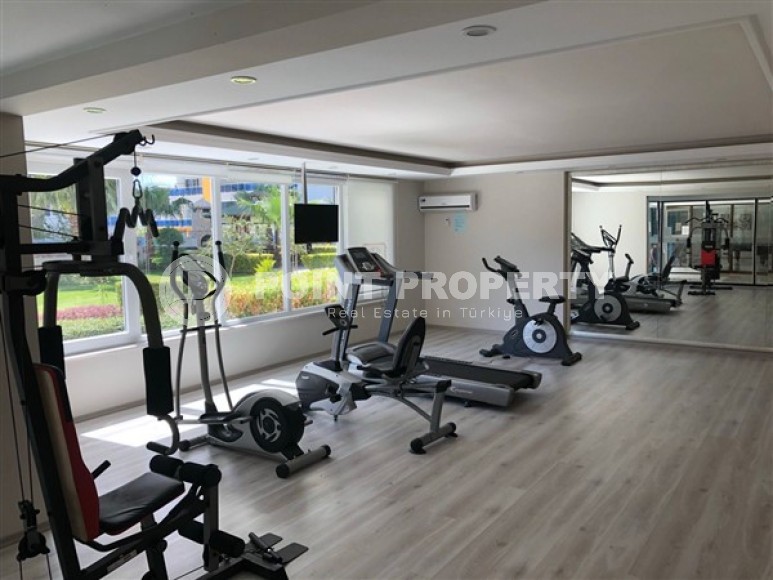 Panoramic apartment 1+1, with a total area of 70 m2, on the 11th floor in the center of Mahmutlar district-id-5422-photo-7