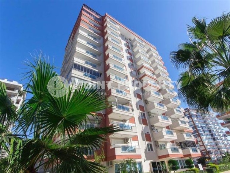 Panoramic apartment 1+1, with a total area of 70 m2, on the 11th floor in the center of Mahmutlar district-id-5422-photo-17