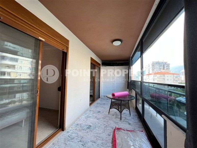 Spacious 2+1 apartment with a total area of 100 m2, 100 meters from the sea and the center of the popular area of Alanya - Mahmutlar-id-5427-photo-10