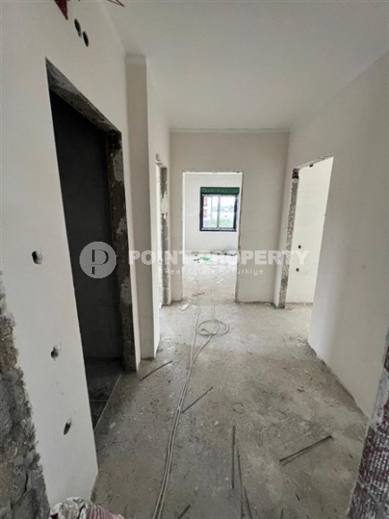 Апартаменты планировкой 2+1 в жилом комплексе на завершающем этапе строительства, в городе Газипаша-id-5432-фото-2