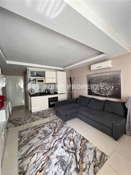 Небольшая квартира- студия, готовая для проживания, рядом с морем, в районе нижняя Оба-id-5024-фото-3