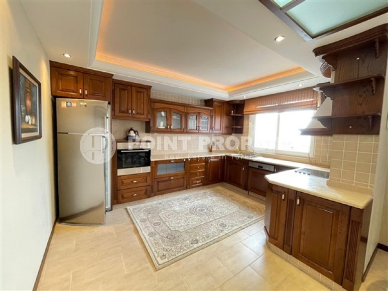 Panoramic apartment with views of the mountain, the city and the Taurus Mountains on the 9th floor in a residential complex built in 2008-id-5433-photo-4