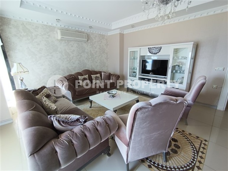 Большой панорамный дуплекс 4+2, общей площадью 350 м2, на самом берегу моря в районе Кестель-id-5434-фото-3