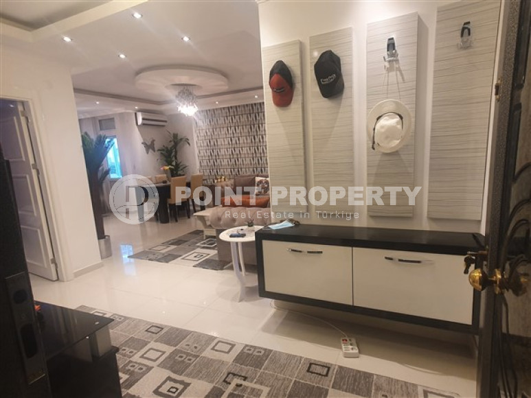 Furnished apartment 1+1, 60m², in an urban building in the very center of Alanya-id-1430-photo-9
