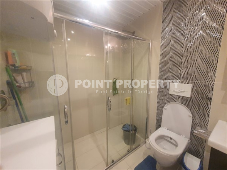 Furnished apartment 1+1, 60m², in an urban building in the very center of Alanya-id-1430-photo-12