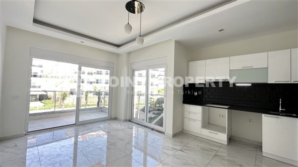 Новая квартира с чистовой отделкой, на 2-м этаже в жилом комплексе, введенном в эксплуатацию в 2023 году-id-5446-фото-3