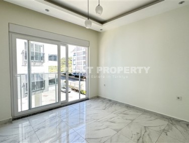 Новая квартира с чистовой отделкой, на 2-м этаже в жилом комплексе, введенном в эксплуатацию в 2023 году-id-5446-фото-4