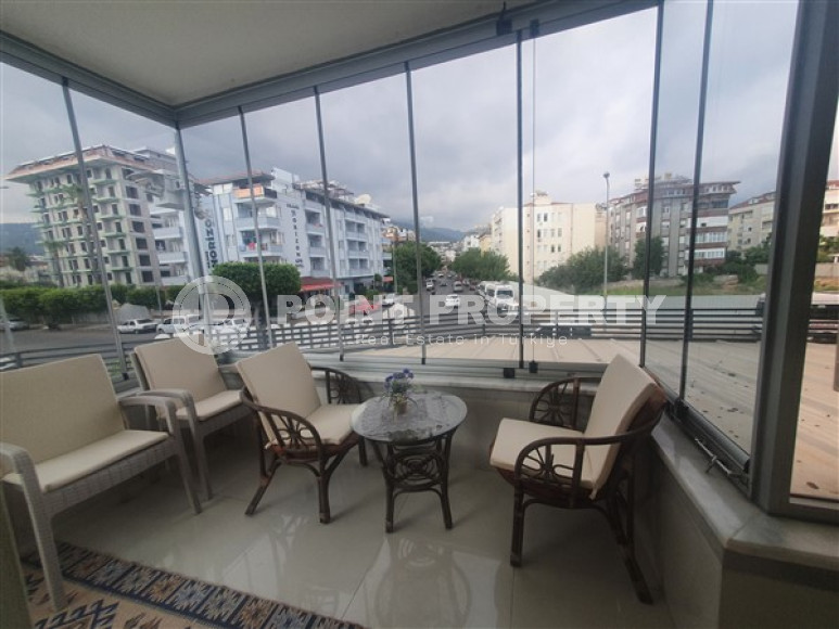 Furnished apartment 1+1, 60m², in an urban building in the very center of Alanya-id-1430-photo-19