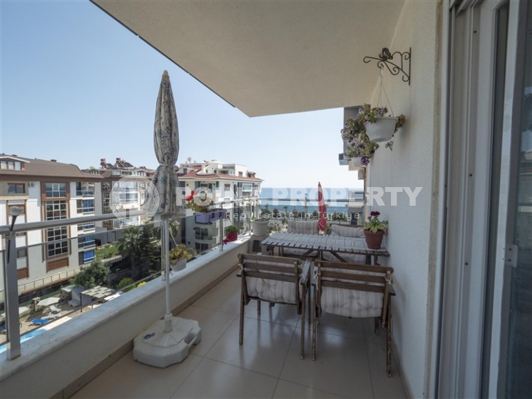 Spacious two-level apartment, 3+1 layout, overlooking the Mediterranean Sea, in the Kestel area-id-5454-photo-26
