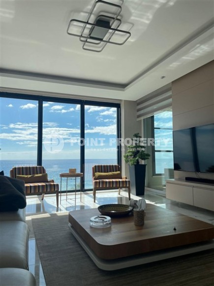 Комфортабельный панорамный дуплекс 4+1, общей площадью 230 м2, с роскошным видом на море.-id-5463-фото-2