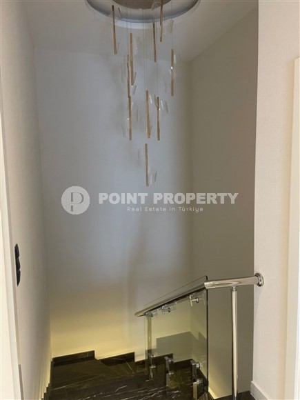 Комфортабельный панорамный дуплекс 4+1, общей площадью 230 м2, с роскошным видом на море.-id-5463-фото-14