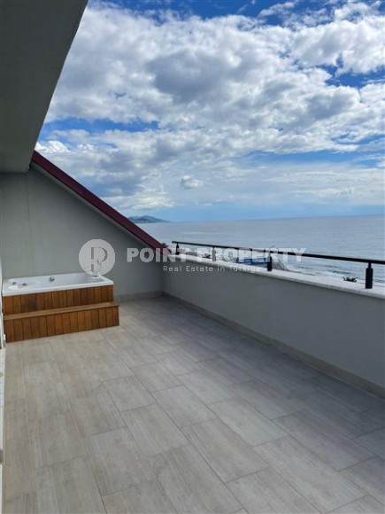 Комфортабельный панорамный дуплекс 4+1, общей площадью 230 м2, с роскошным видом на море.-id-5463-фото-22