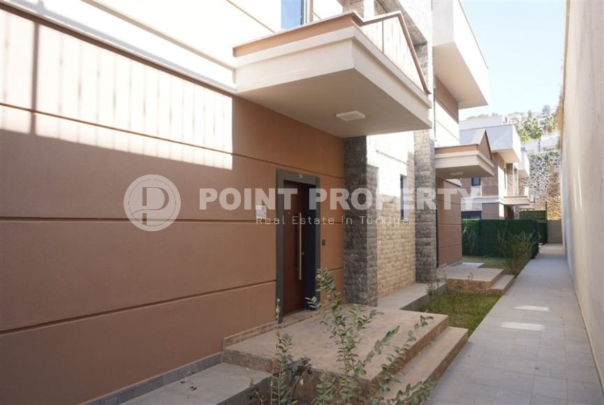 Двухэтажная отдельно стоящая вилла с собственным садом в трех километрах от моря, в престижном районе Аланьи - Каргыджак-id-5465-фото-23