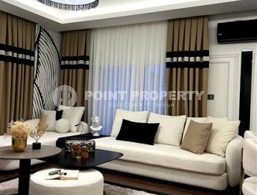 Stylish modern 2+1 apartment, with new furniture and appliances, in the very center of Alanya-id-5467-photo-4