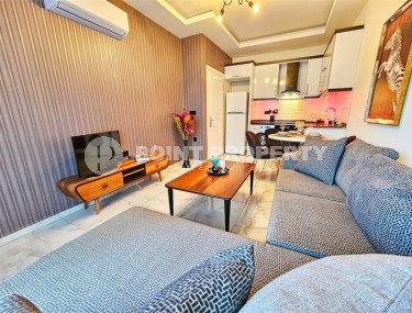 Стильная небольшая квартира с дизайнерским ремонтом, планировкой 1+1, в районе Махмутлар-id-5468-фото-3