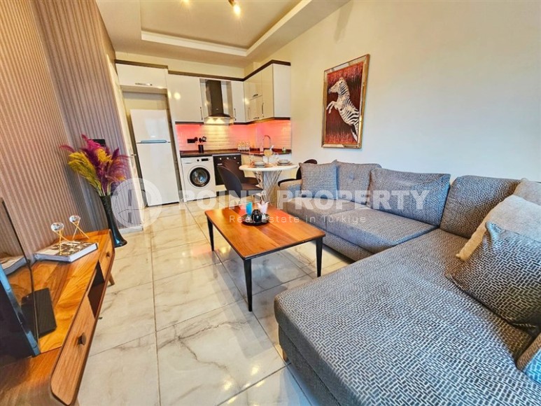 Stylish small apartment with designer renovation, 1+1 layout, in the Mahmutlar area-id-5468-photo-4