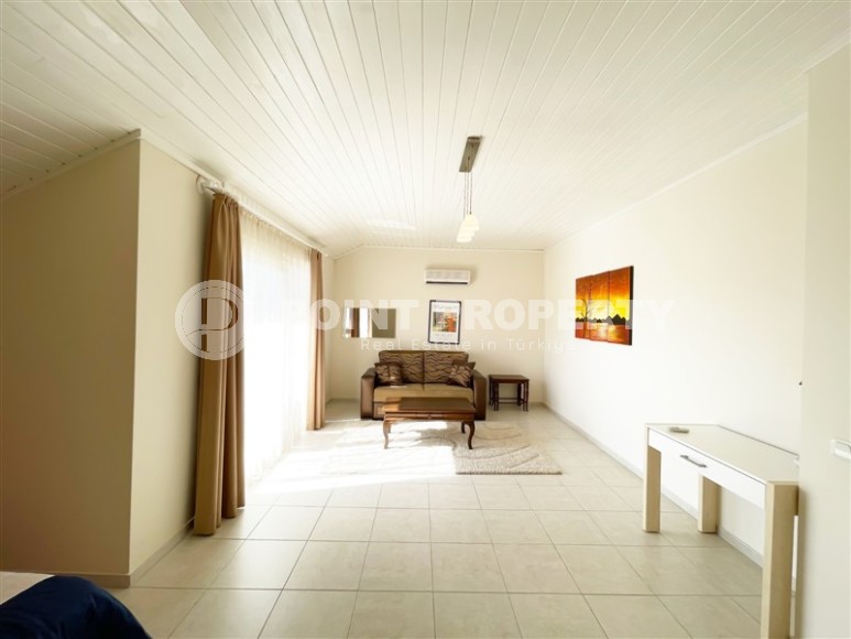 Светлые, просторные двухуровневые апартаменты, планировкой 4+1, в районе города Аланья - нижняя Оба-id-5470-фото-12